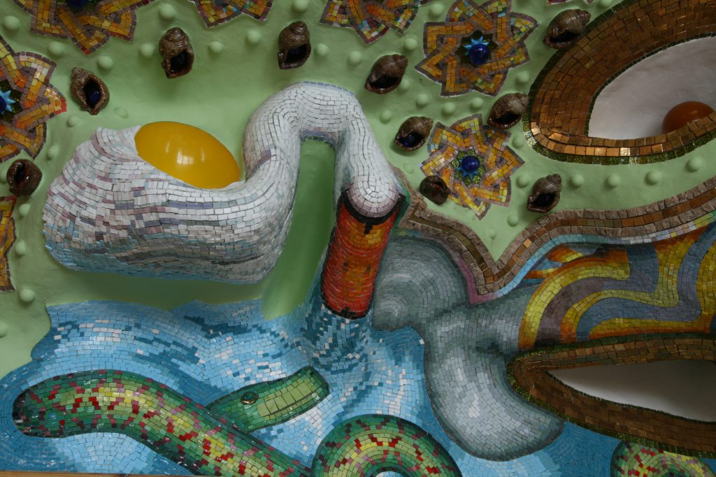 Schwan, Wasserschlange - Mosaik Kunst Innendesign - Roland Rafael Repczuk