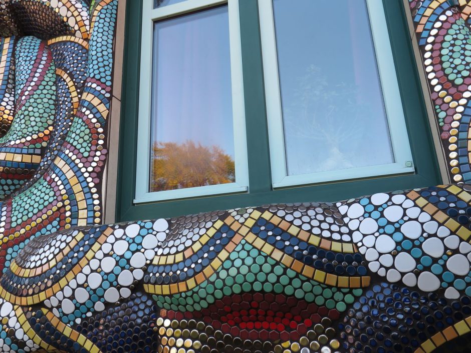 Fenster - Mosaik Kunst Außendesign - Roland Rafael Repczuk